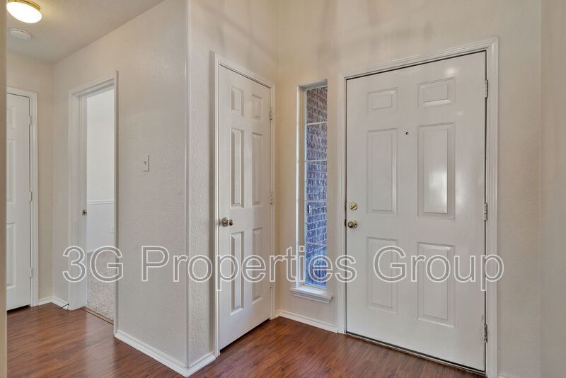 1045 Sweet Grass Trail property image