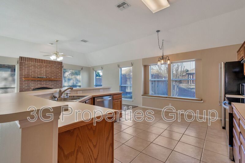 1045 Sweet Grass Trail property image