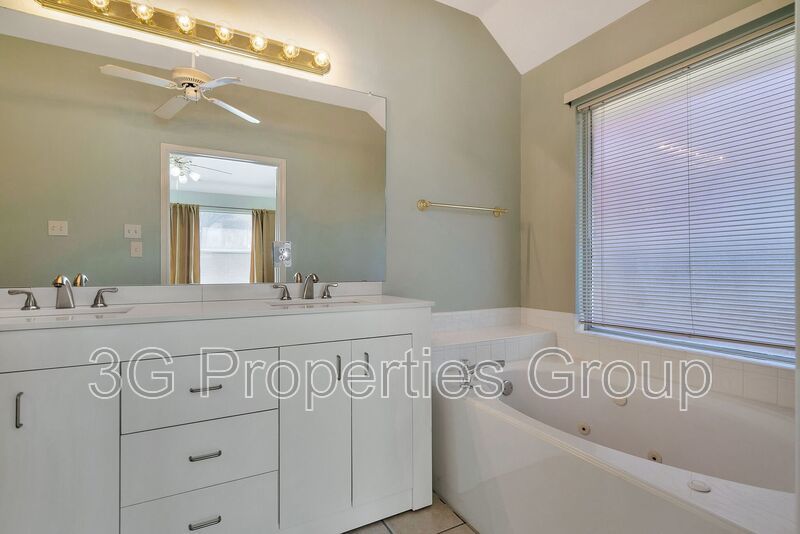 1045 Sweet Grass Trail property image