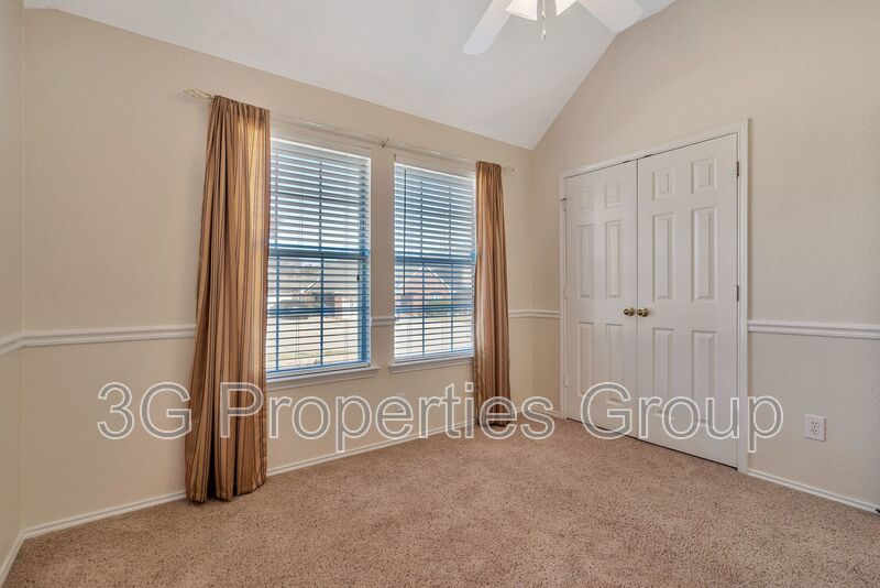 1045 Sweet Grass Trail property image