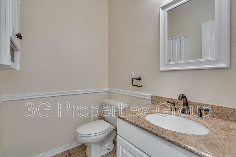 3937 Valley View Lane property image