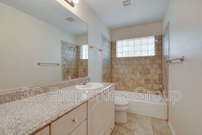 3937 Valley View Lane property image