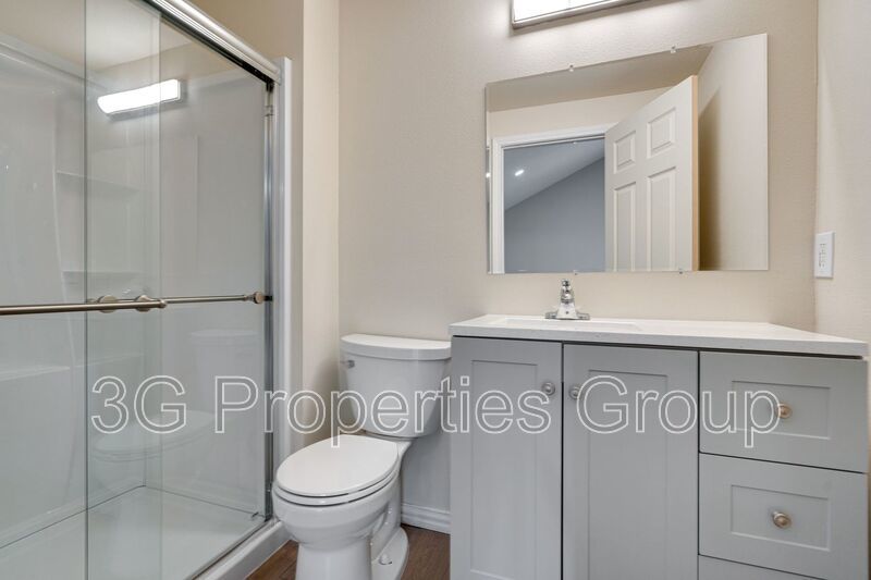 3937 Valley View Lane property image