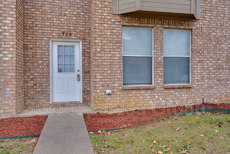 1504 Barbara property image