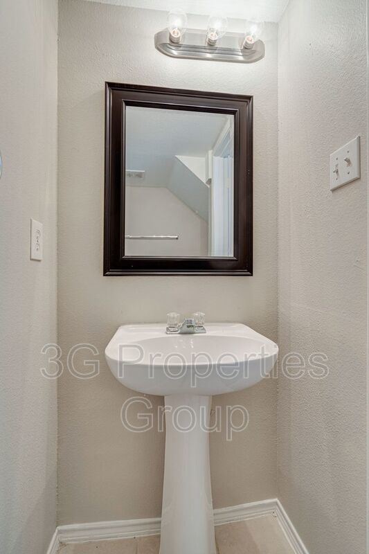 1504 Barbara property image