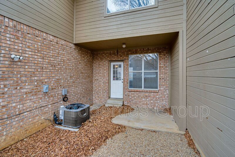 1504 Barbara property image