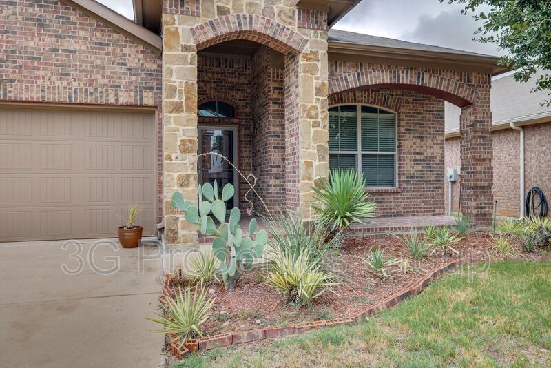 1445 Elkford Ln property image