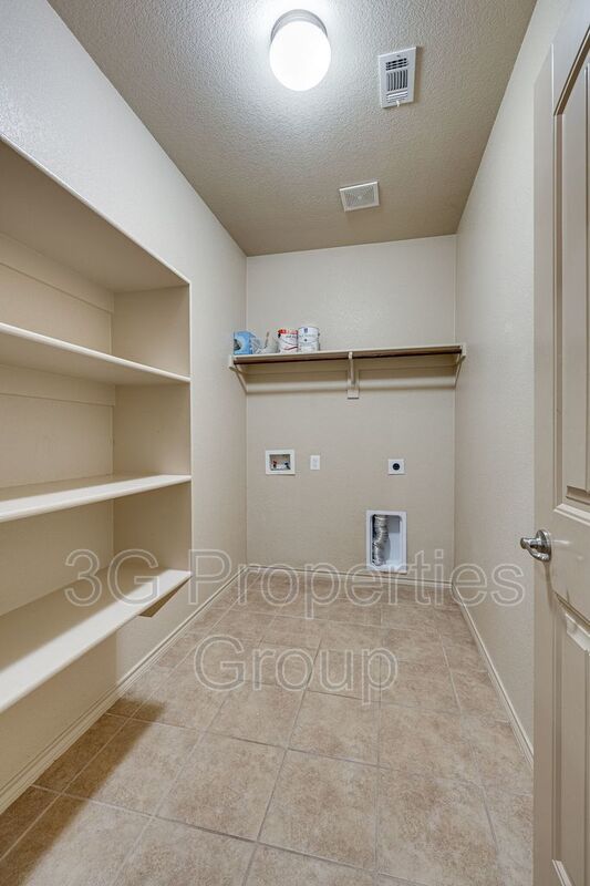 1445 Elkford Ln property image