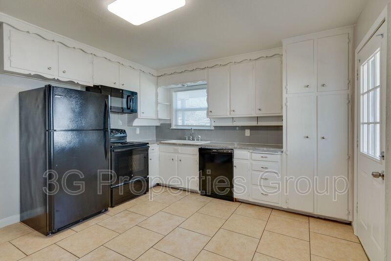 6612 Avalon Drive property image