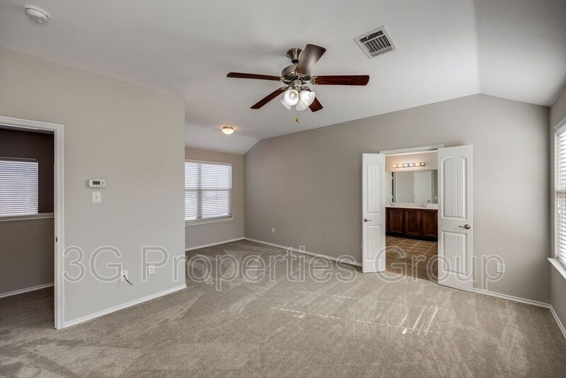 2228 Canyon Point property image