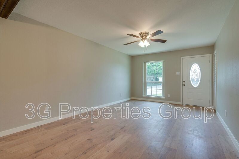 930 Briarwood Dr. property image