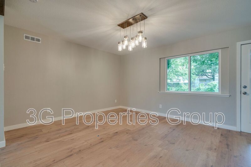 930 Briarwood Dr. property image