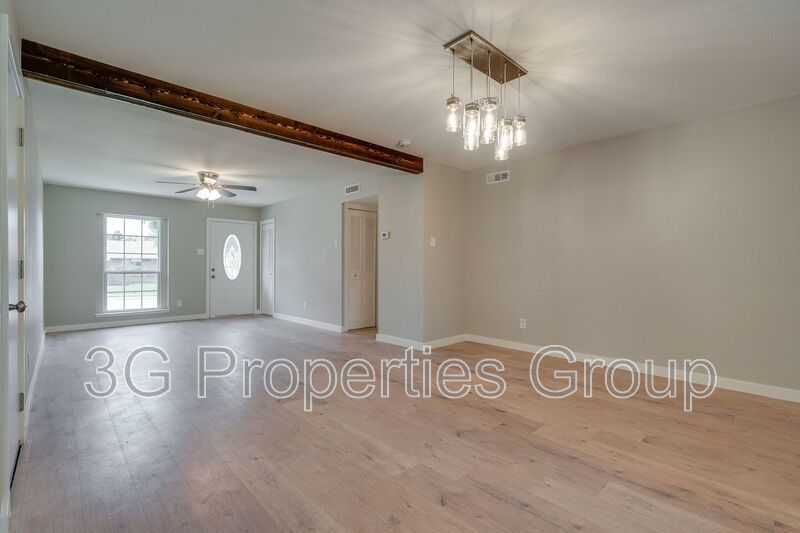 930 Briarwood Dr. property image