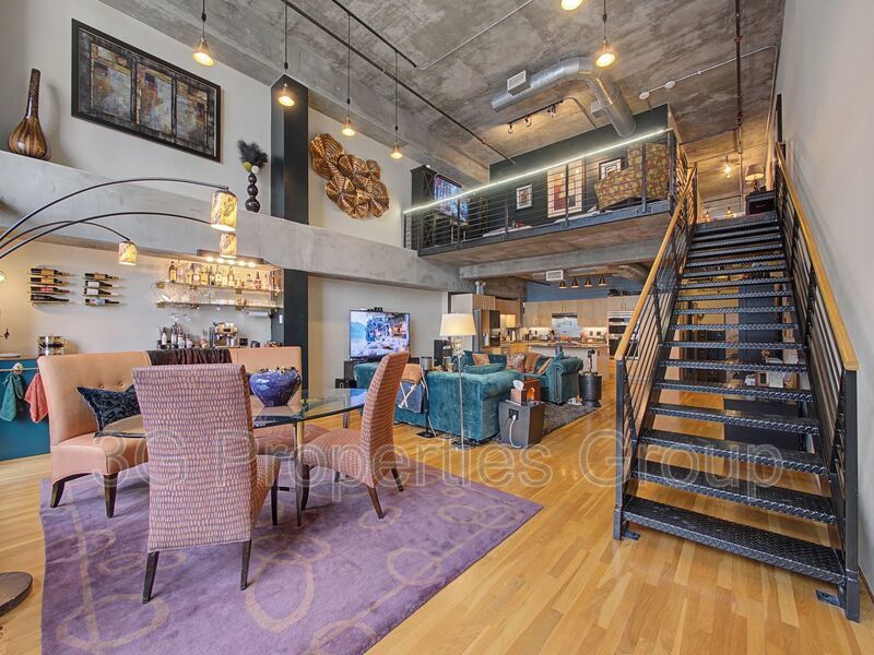 1999 Mckinney Ave property image