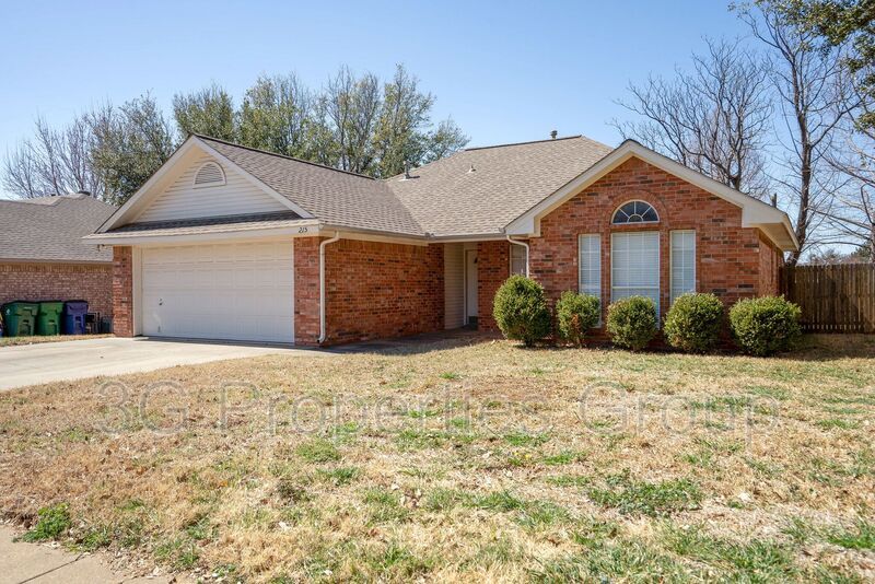 215 Linda Street property image