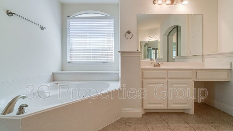 8394 Fullerton Street property image