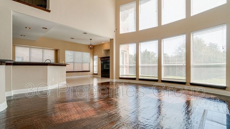 8394 Fullerton Street property image