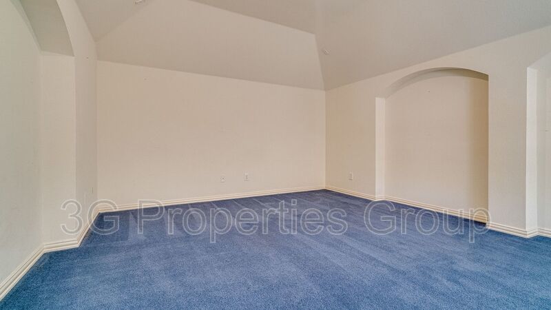 8394 Fullerton Street property image