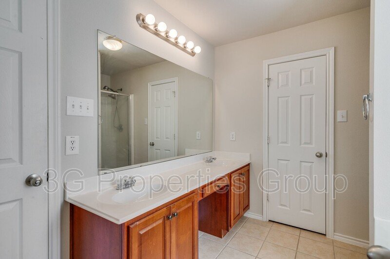 5208 Brookside Drive property image