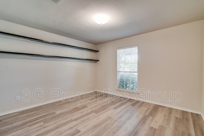 5208 Brookside Drive property image