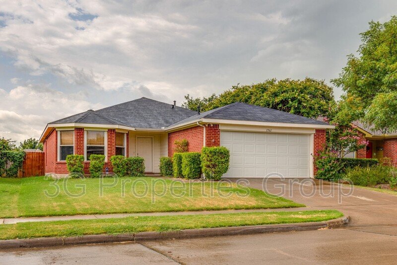 1561 Knottingham Drive property image