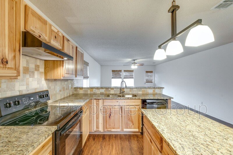 1561 Knottingham Drive property image