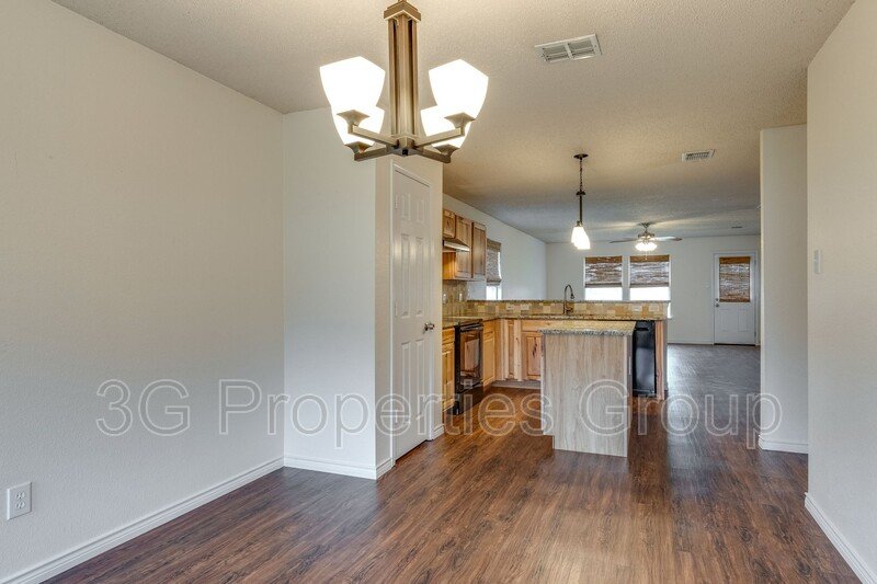 1561 Knottingham Drive property image