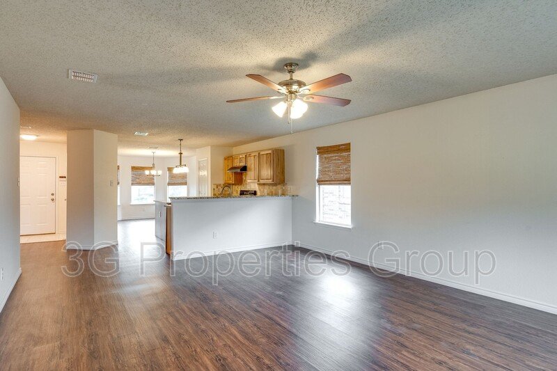 1561 Knottingham Drive property image