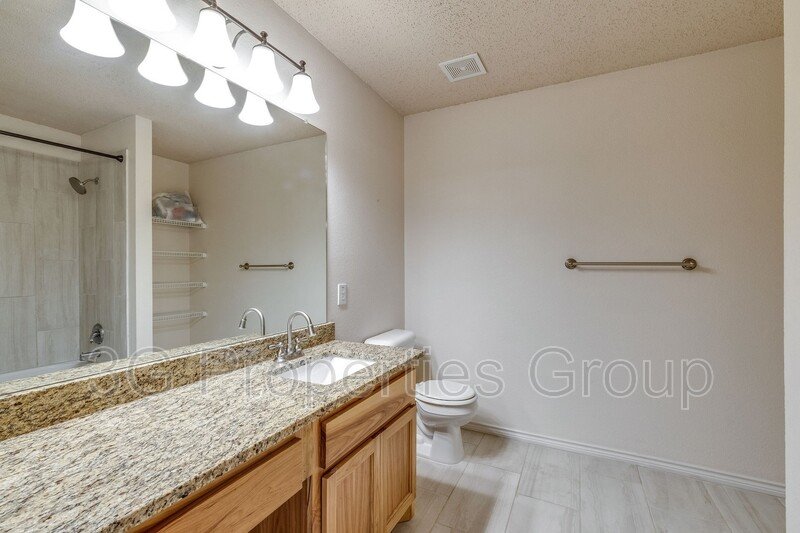 1561 Knottingham Drive property image
