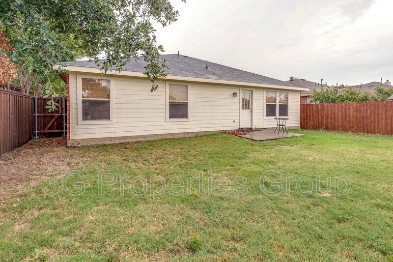 1561 Knottingham Drive property image