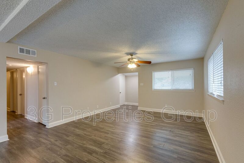 508 Lexington Ln property image