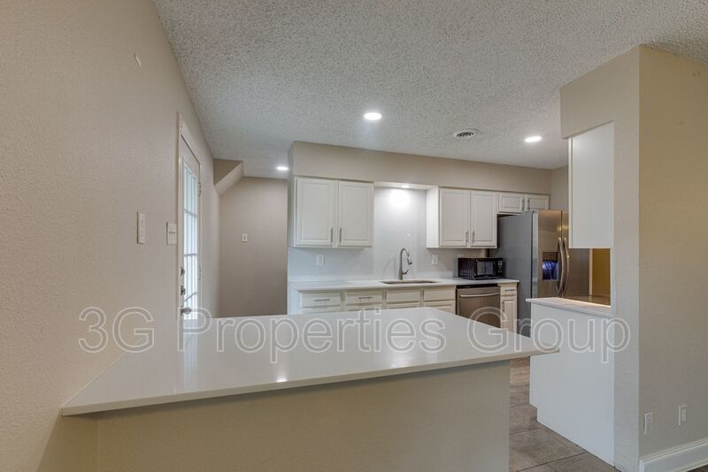 508 Lexington Ln property image