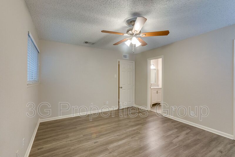 508 Lexington Ln property image