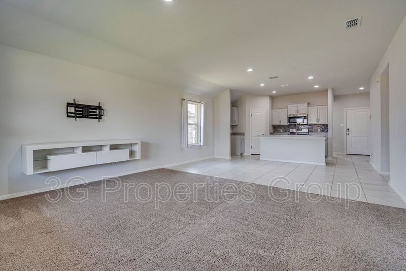 16424 Milwaukee Street property image