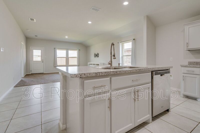 16424 Milwaukee Street property image