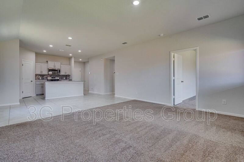 16424 Milwaukee Street property image