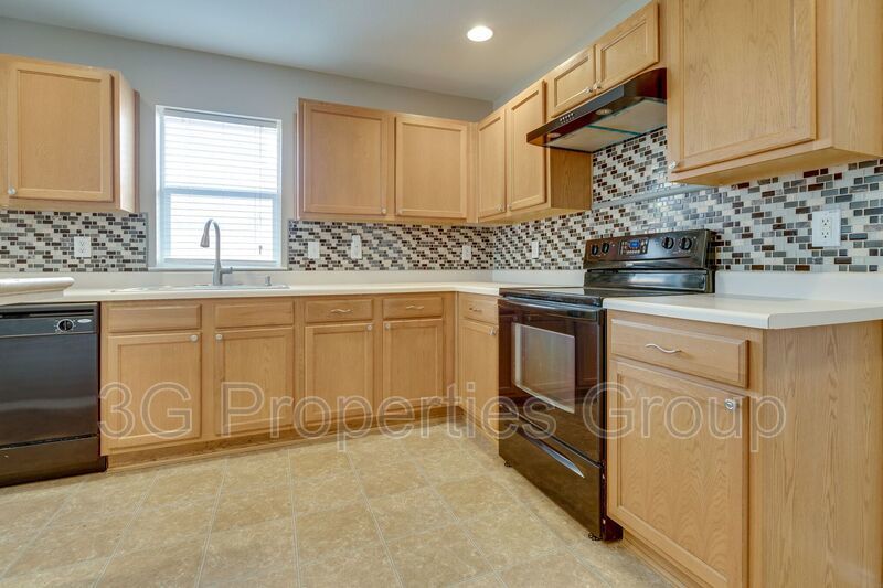 1901 Foxfield Way property image