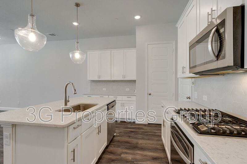 344 Almanor St property image