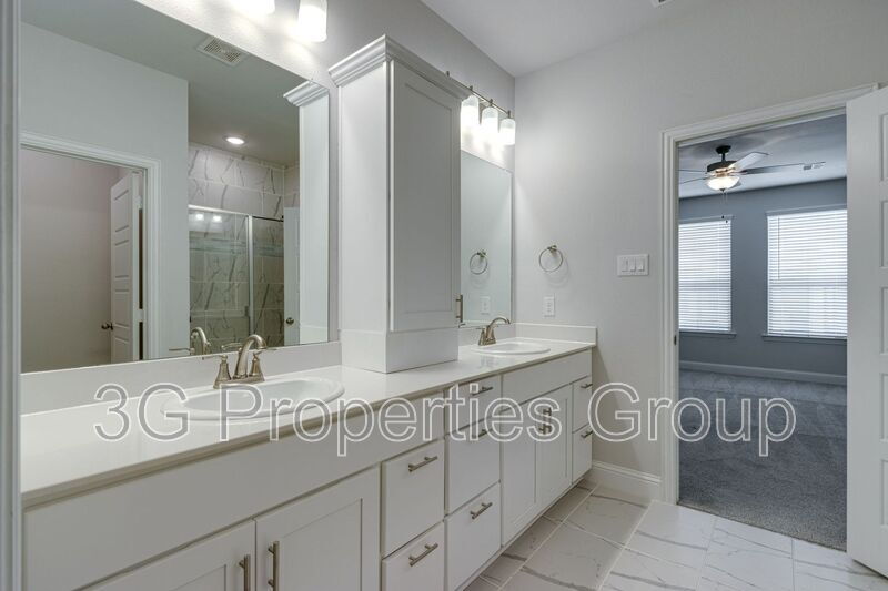 344 Almanor St property image